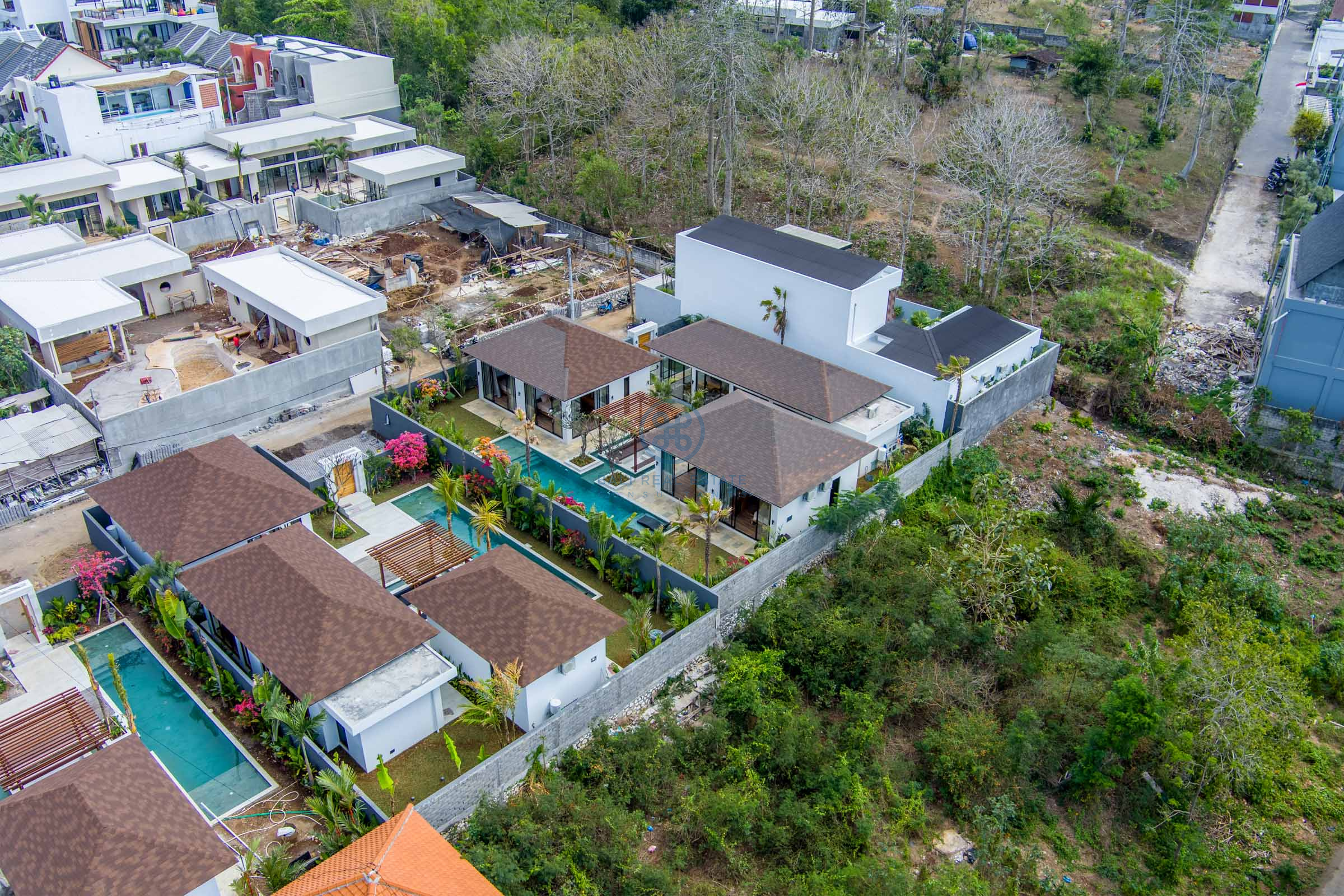 newly-built-4-bedroom-bright-boho-villa-drives-away-from-the-beach-in-ungasan-for-sale-rent-3